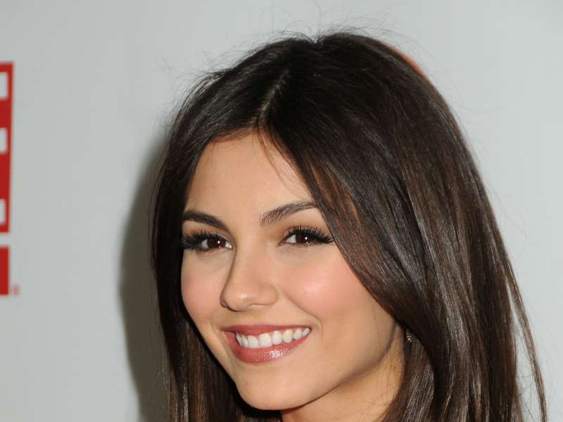 Victoria Justice At Bully Premiere In Los Angeles Wallpaper