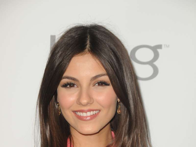 Victoria Justice At Bully Premiere In Los Angeles Wallpaper