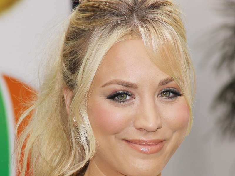 Kaley Cuoco LA Premiere Wallpaper