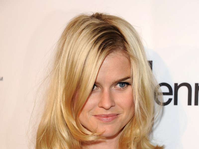 Alice Eve Wallpaper