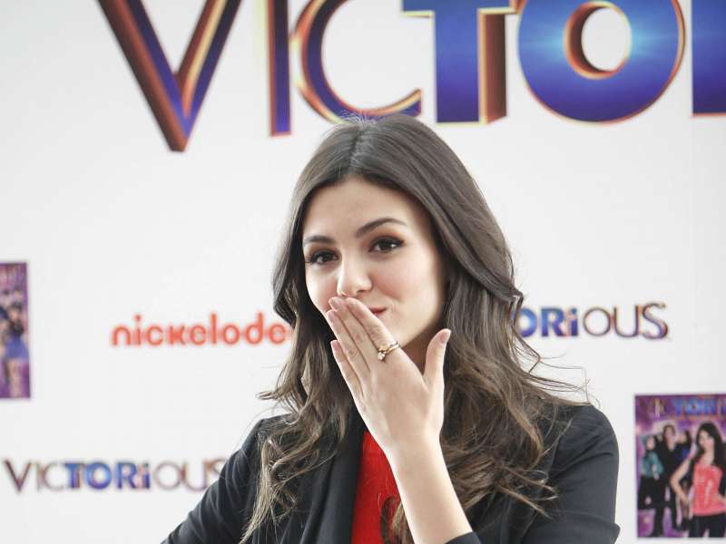 Victoria Justice In Madrid Wallpaper