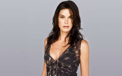 Teri Hatcher