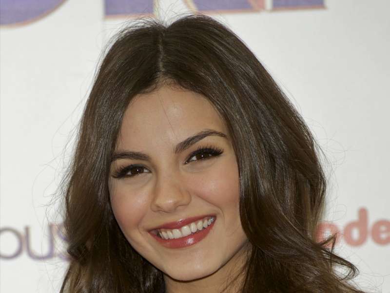 Victoria Justice In Madrid Wallpaper