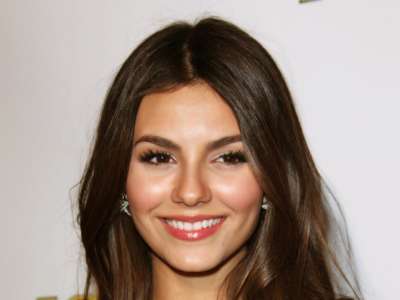 2 Victoria Justice