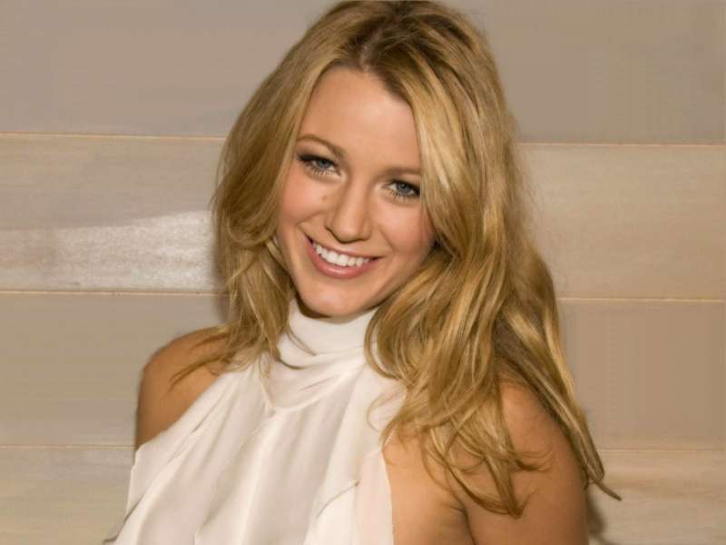 Blake Lively Wallpaper