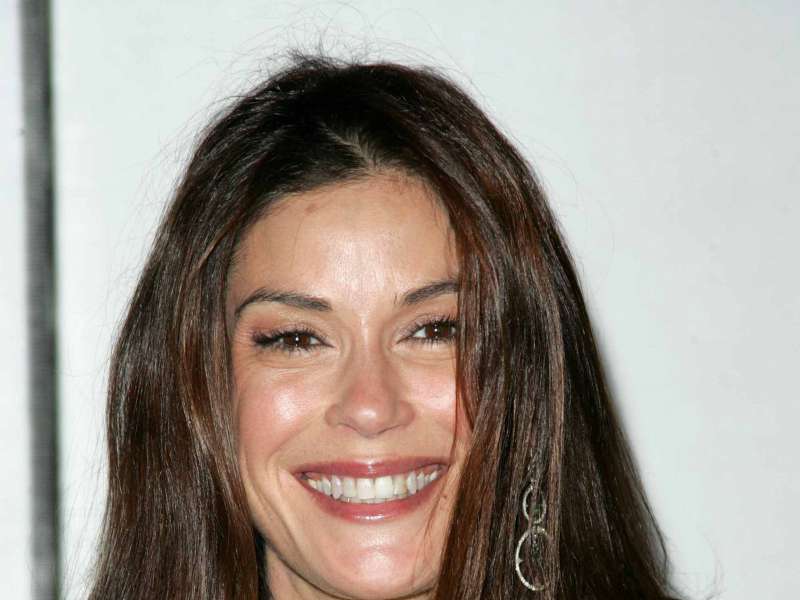 Teri Hatcher Wallpaper