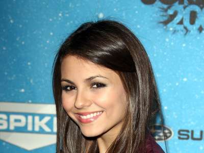 2 Victoria Justice