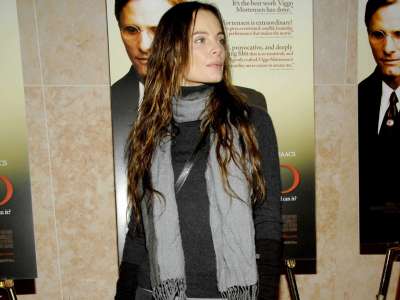 Gabrielle Anwar