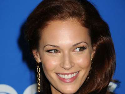 Amanda Righetti