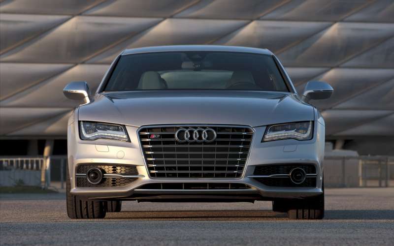 Audi S73 Wallpaper