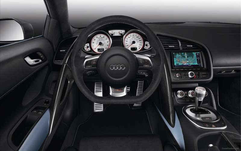 Audi R8 GT Spyder2 Wallpaper