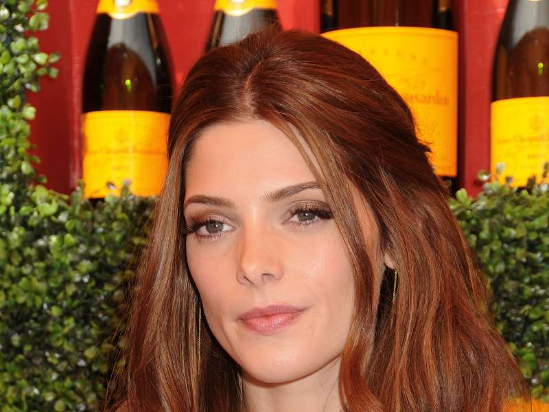 Ashley Greene 3rd Annual Veuve Clicquot Polo Classic In Los Angeles Wallpaper