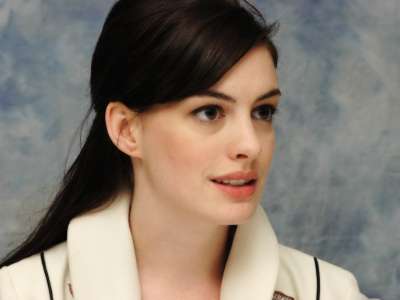 Anne Hathaway