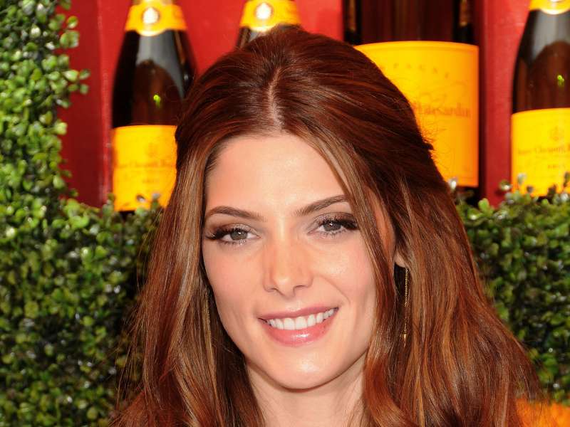 Ashley Greene 3rd Annual Veuve Clicquot Polo Classic In Los Angeles Wallpaper