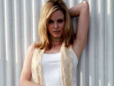 Chandra West