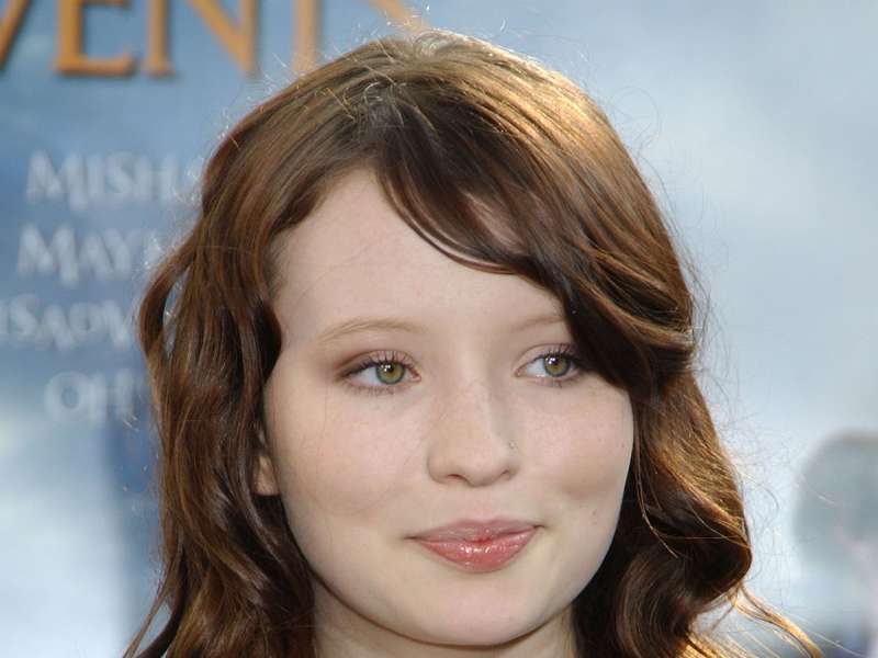 Emily Browning Wallpaper