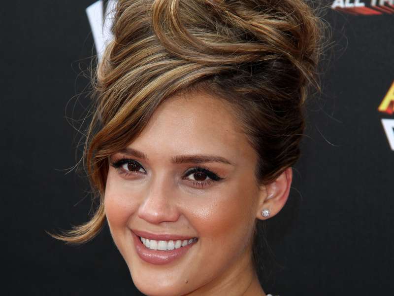 Jessica Alba On Spy Kids Premiere Wallpaper