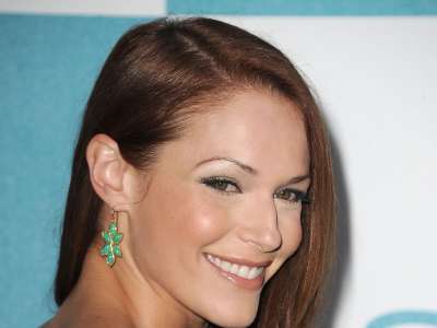 Amanda Righetti