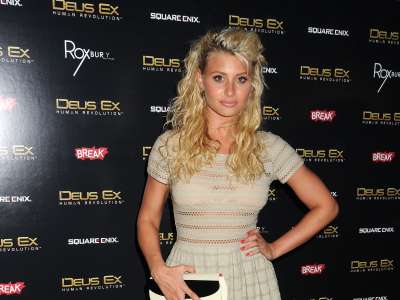 Alyson Michalka On Party