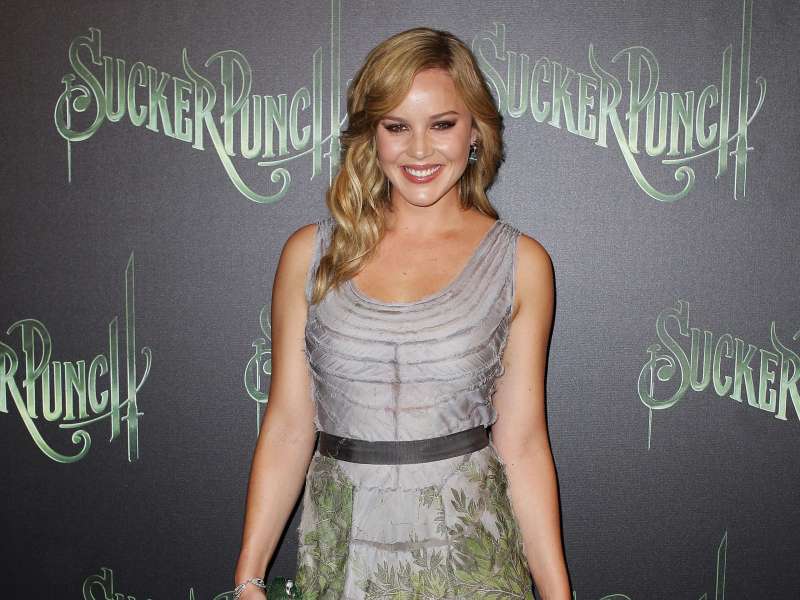 Abbie Cornish On Australian Suckerpunch Premiere Wallpaper