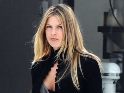 Ali Larter Shopping In La