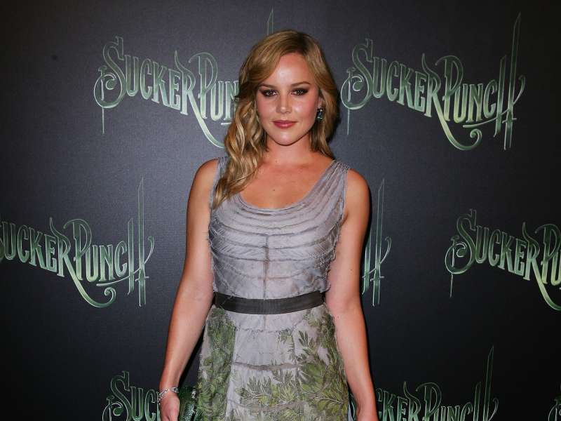 Abbie Cornish On Australian Suckerpunch Premiere Wallpaper