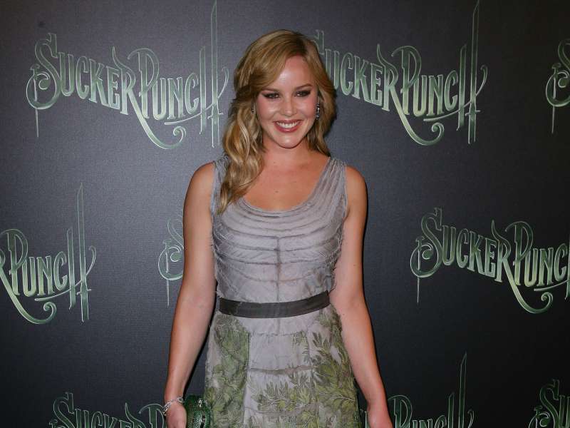 Abbie Cornish On Australian Suckerpunch Premiere Wallpaper