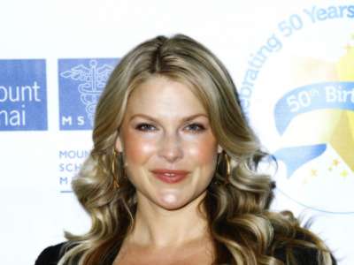 Ali Larter Little Miracle Campaign