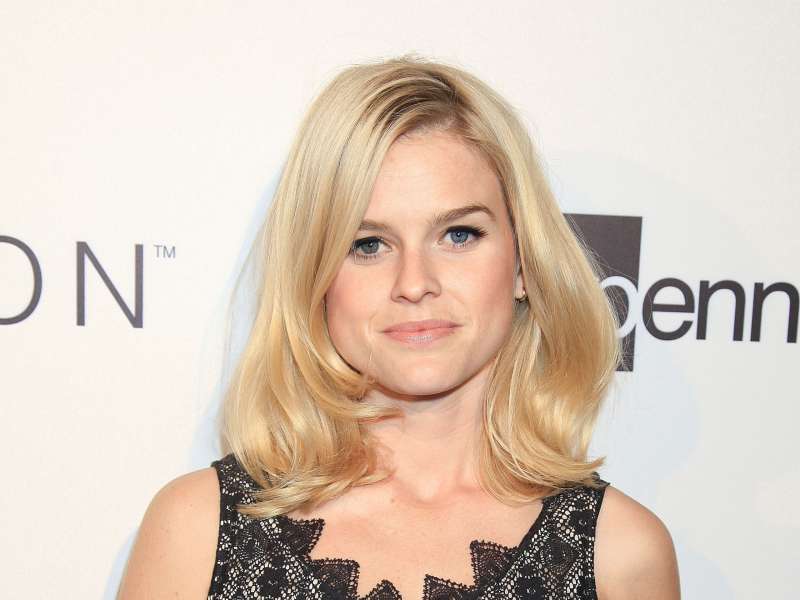 Alice Eve Wallpaper