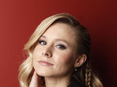 Kristen Bell At CA Portrait Shoot In NYC