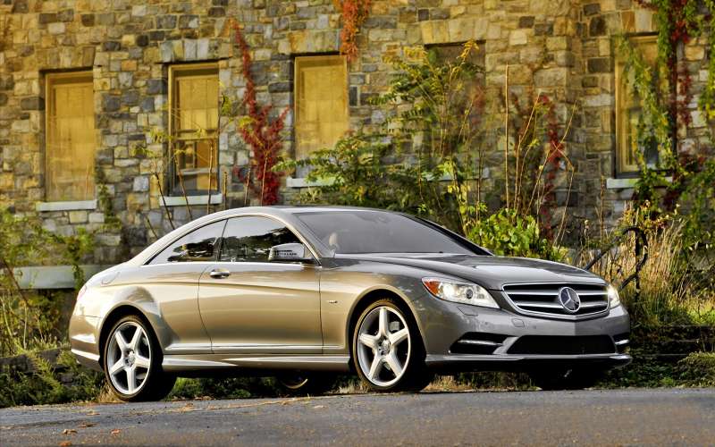 Mercedes Benz CL550 4MATIC1 Wallpaper