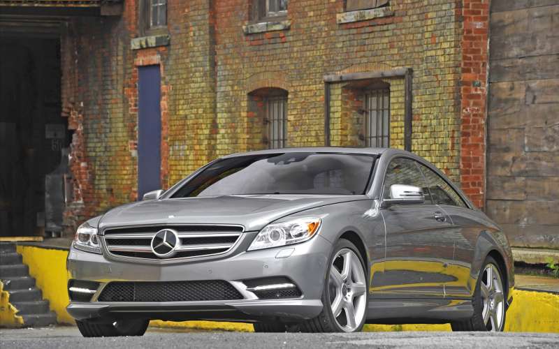 Mercedes Benz CL550 4MATIC1 Wallpaper