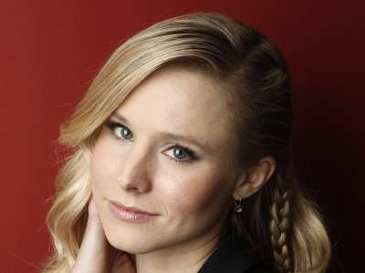 Kristen Bell At CA Portrait Shoot In NYC