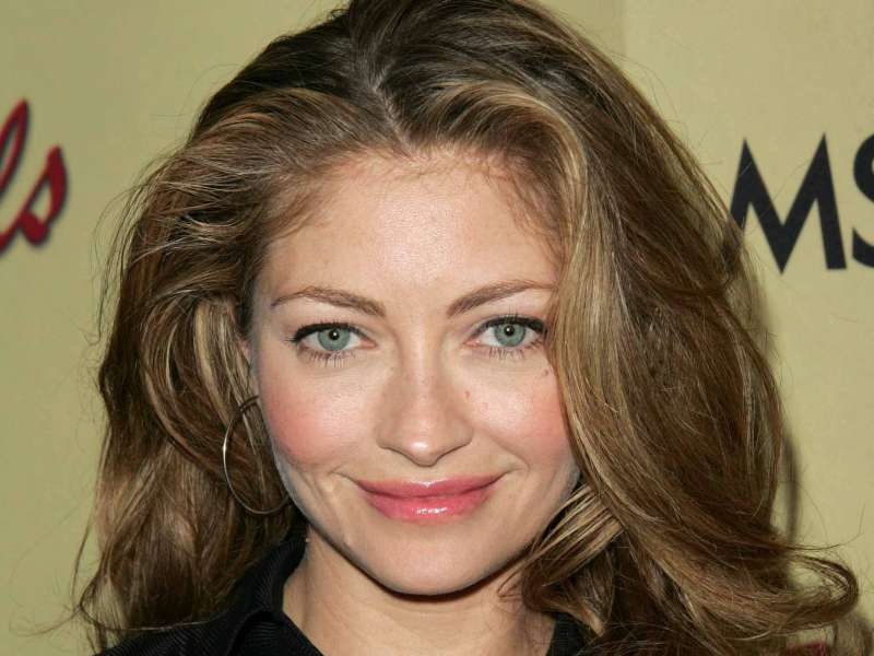 Rebecca Gayheart Wallpaper