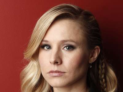 Kristen Bell At CA Portrait Shoot In NYC