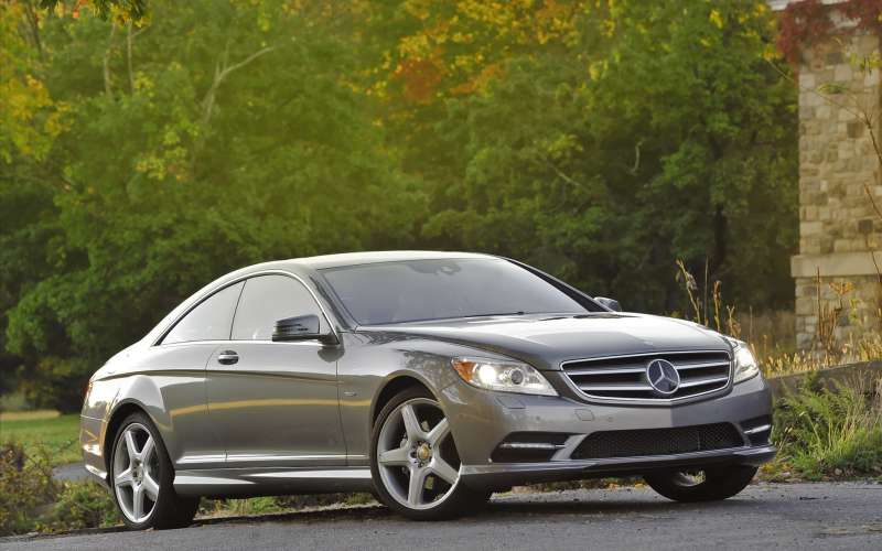 Mercedes Benz CL550 4MATIC1 Wallpaper