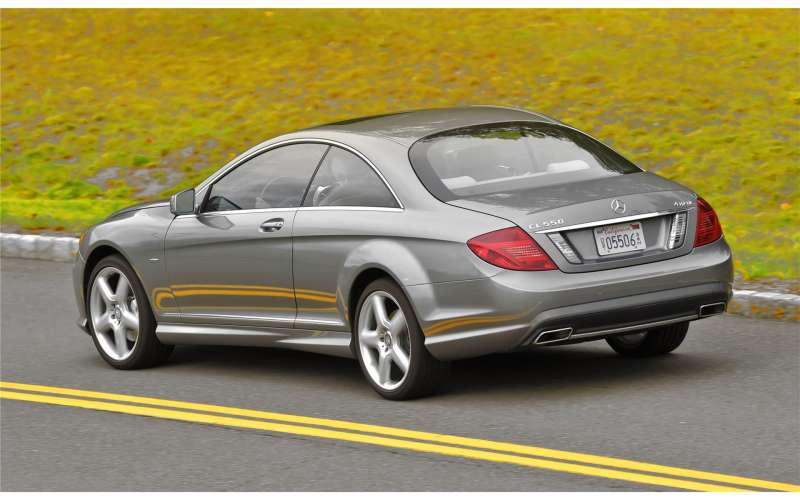 Mercedes Benz CL550 4MATIC1 Wallpaper