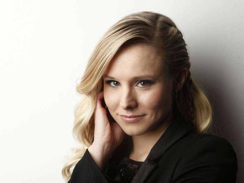 Kristen Bell At CA Portrait Shoot In NYC Wallpaper