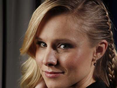 Kristen Bell At CA Portrait Shoot In NYC