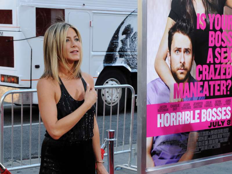 Jennifer Aniston At Horrible Bosses Premiere In Hollywood Wallpaper