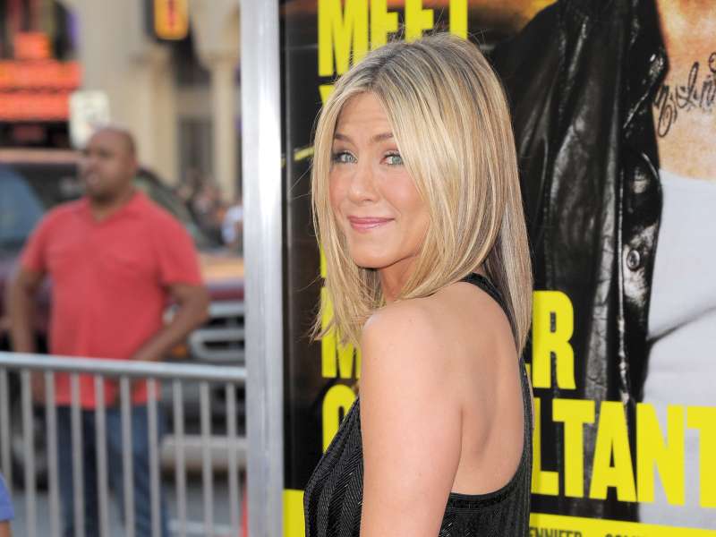 Jennifer Aniston At Horrible Bosses Premiere In Hollywood Wallpaper