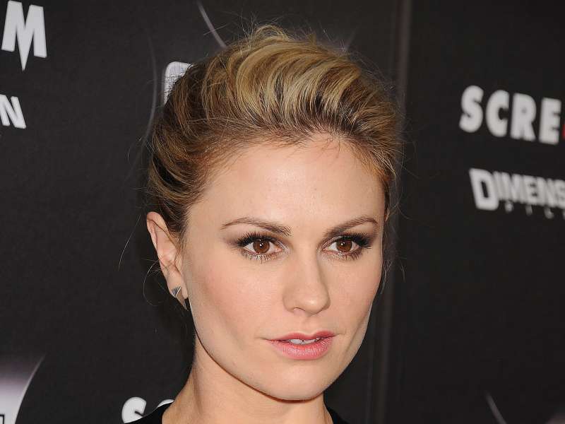 Anna Paquin Wallpaper