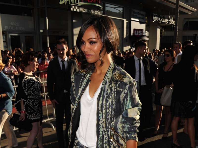 Zoe Saldana Premier Of Captain America Wallpaper