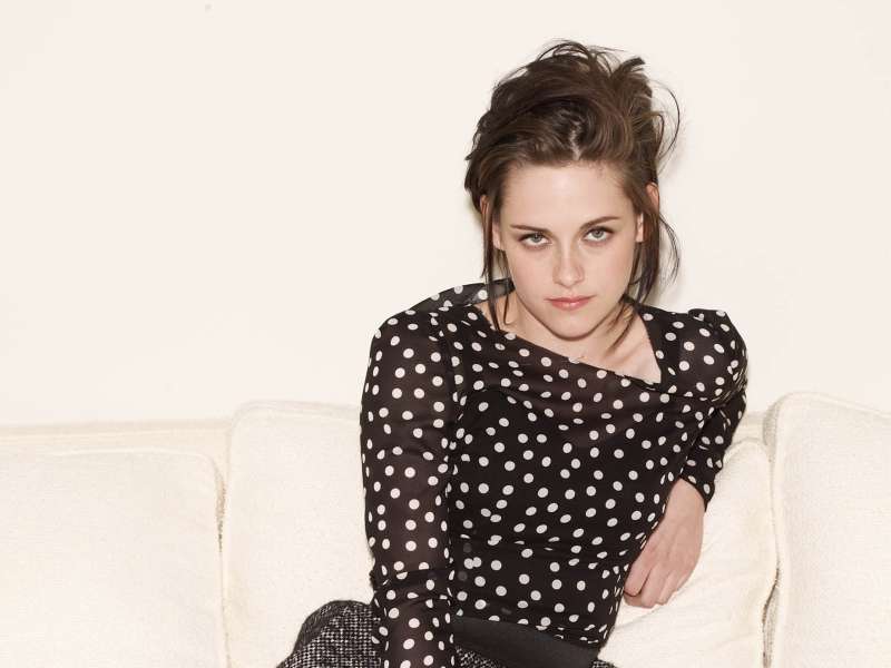 Kristen Stewart Photoshoot Wallpaper